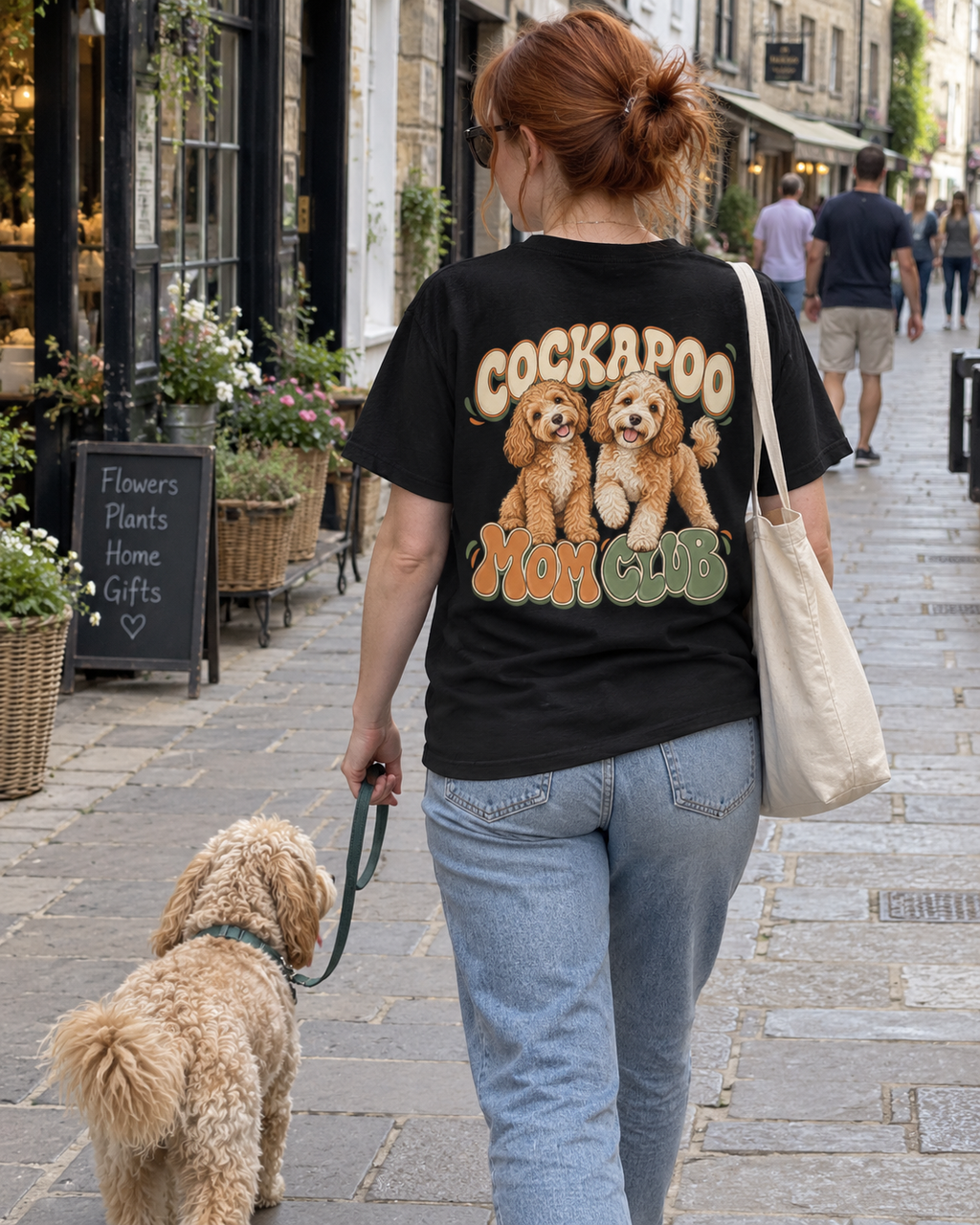 Cockapoo Mom Club - T-shirt — photo naturelle avec son chien