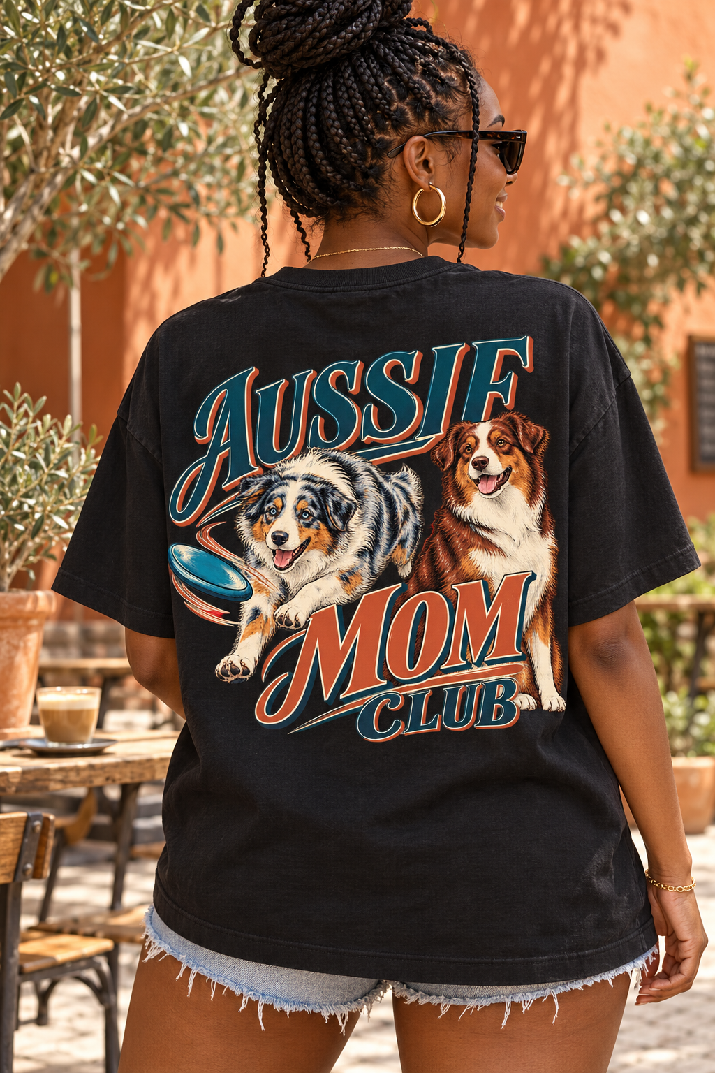 Aussie Mom Club — T-shirt porté de dos