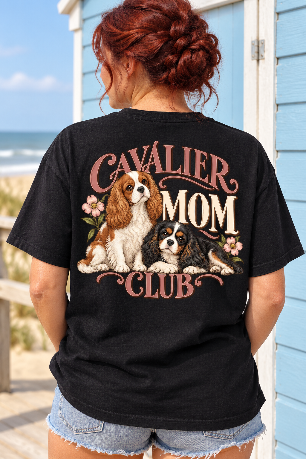 Cavalier Mom Club — T-shirt porté de dos