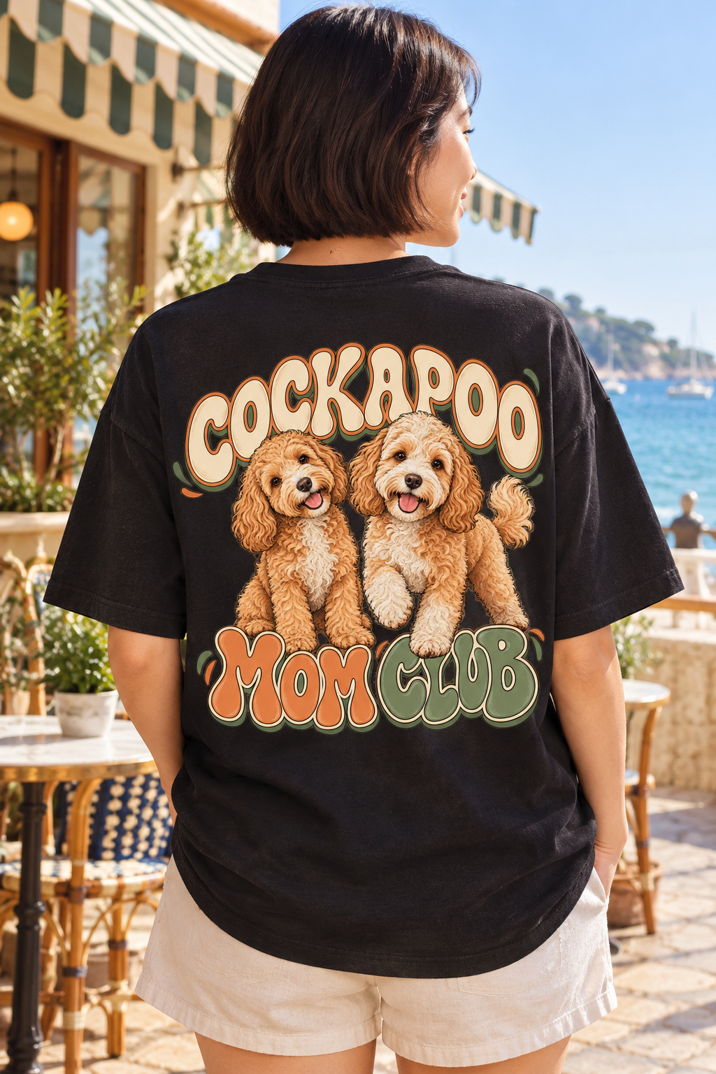Cockapoo Mom Club — T-shirt porté de dos