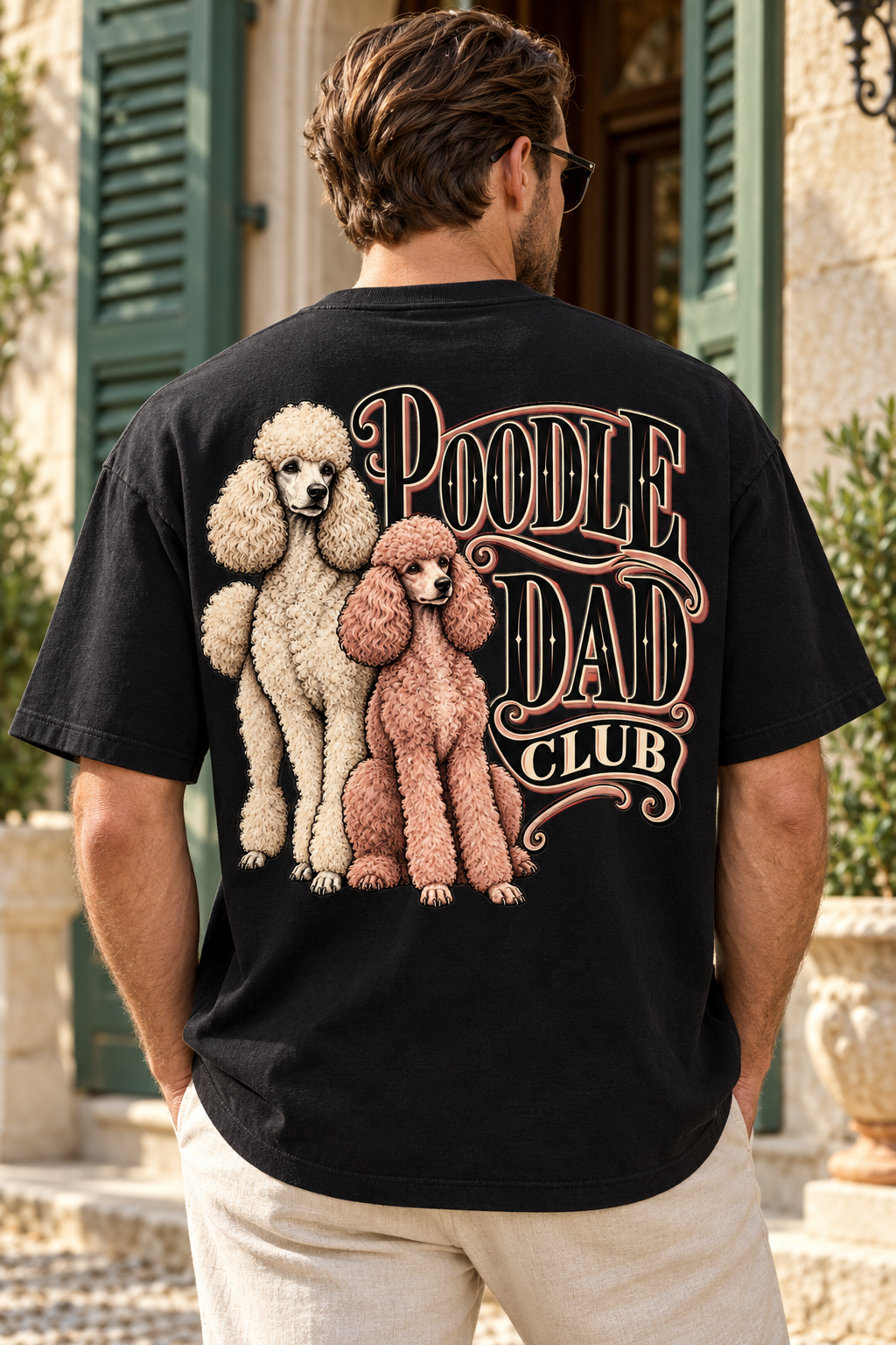 Poodle Dad Club — T-shirt porté de dos