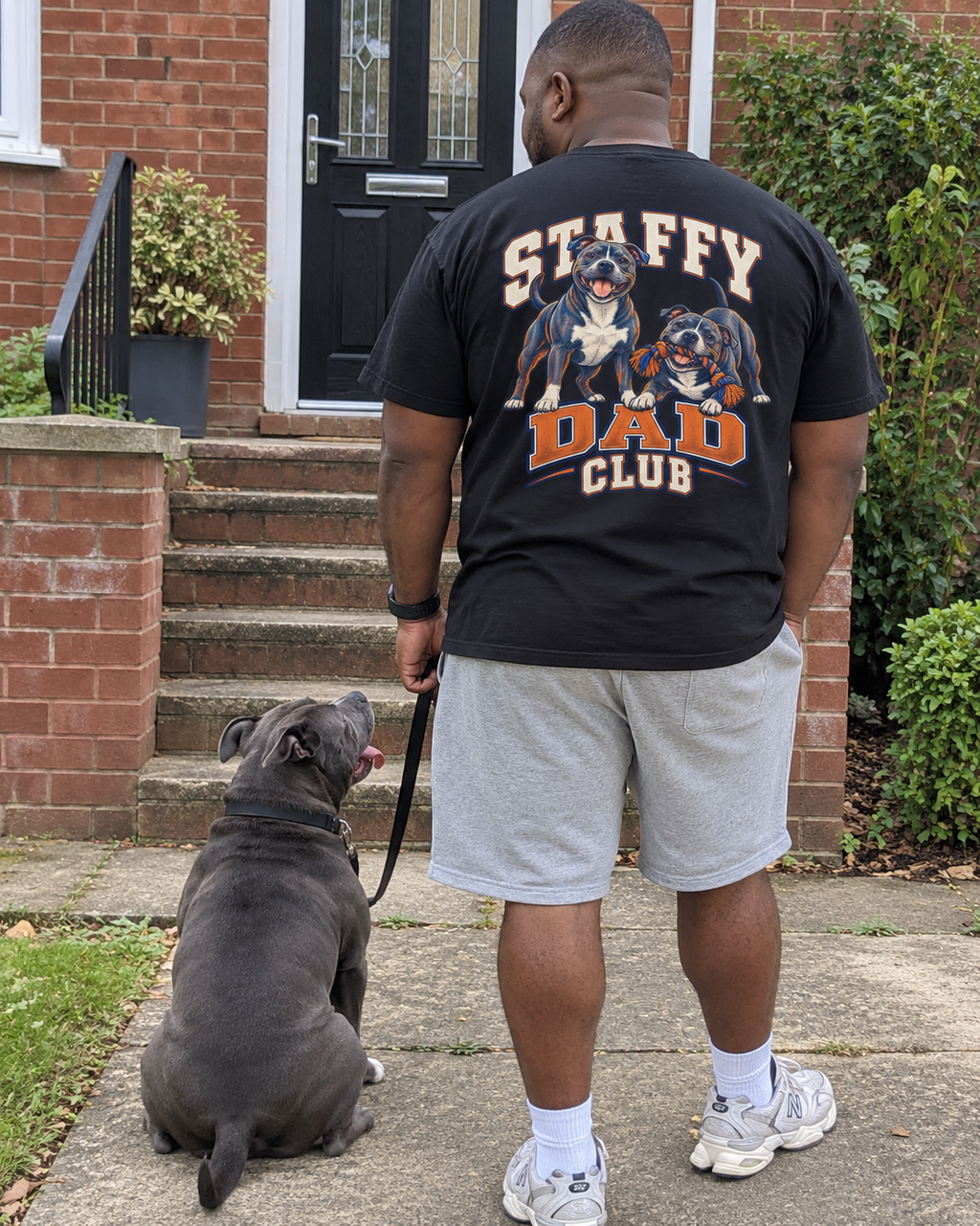 Staffy Dad Club - T-shirt — photo naturelle avec son chien